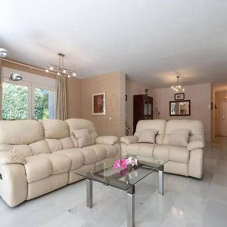 Belgravia House 度假居 *